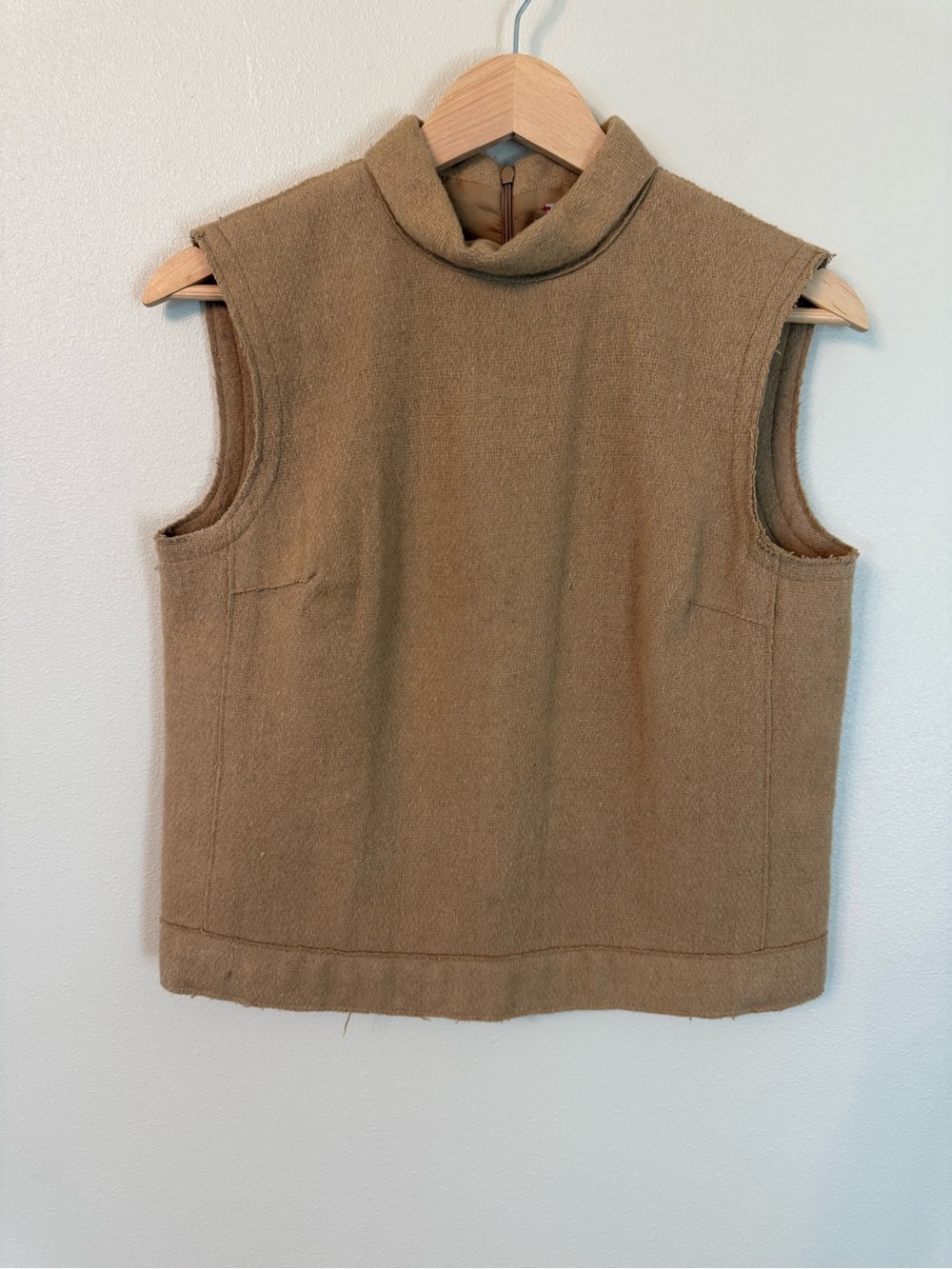 Frances Valentine Collette Camel Wool Sleeveless Shell Top Small - Picture 3 of 9